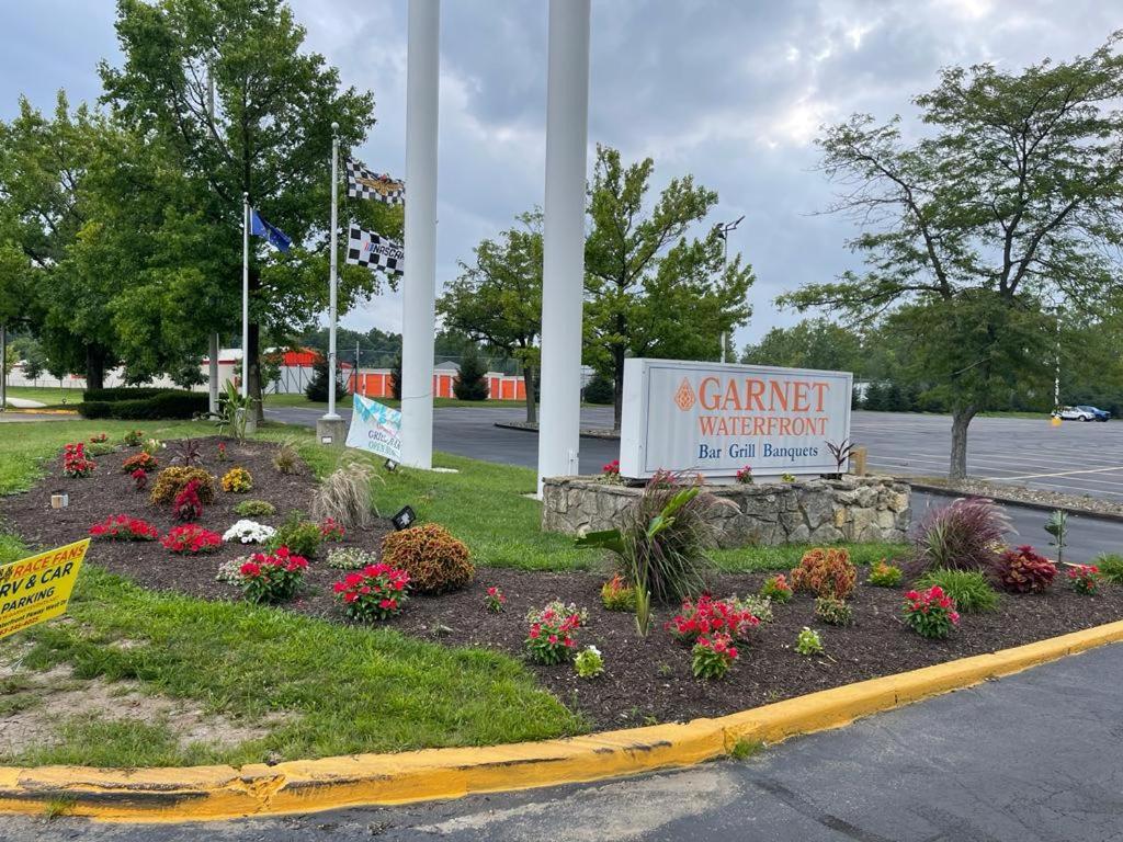 Hotel Garnet Waterfront Indianapolis Exterior foto